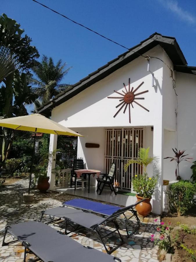 Swiss Garden House In Kerr Sering With Full Private Compound Серекунда Екстер'єр фото